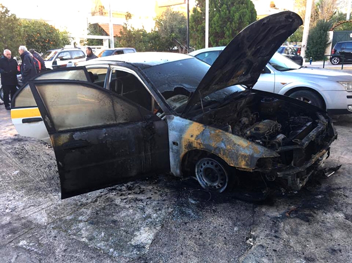 Έκαψαν αυτοκίνητο του Δήμου Ελληνικού-Αργυρούπολης